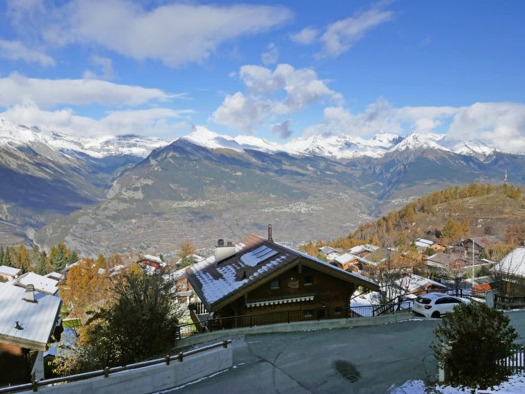 Slide3 - Chalet Dominique