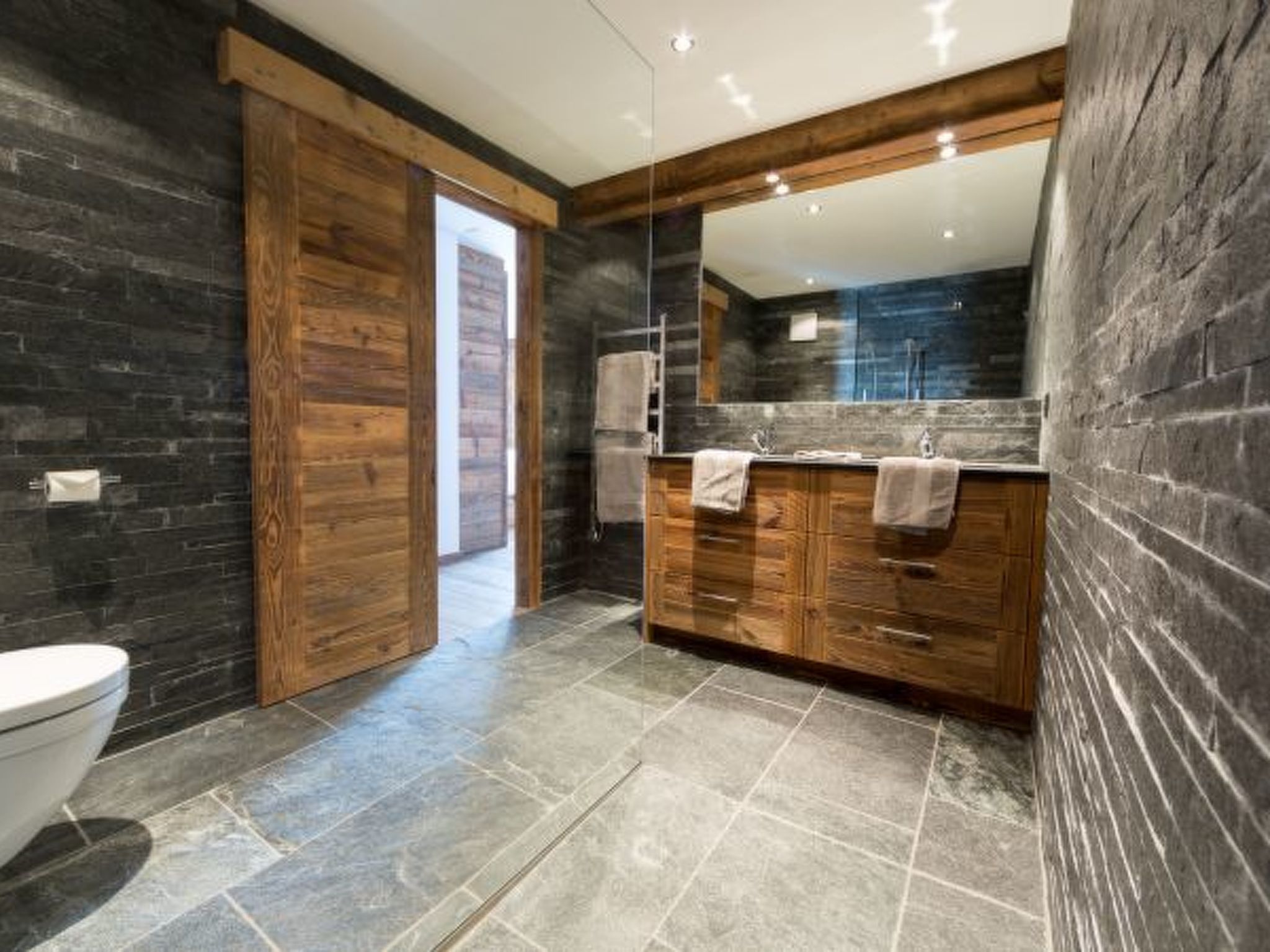 Photo of La Cordée 4 luxury ski lift  Spa access