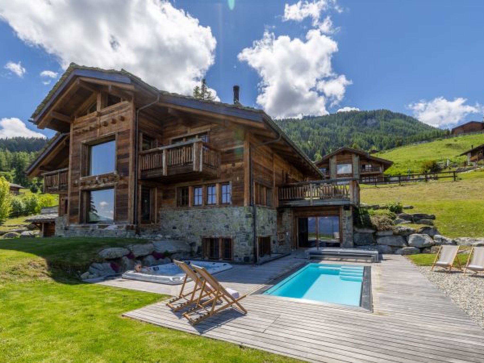 Photo of Luxury Alps Chalet YOLO