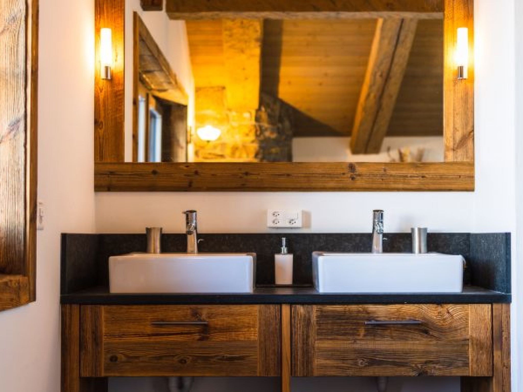 Photo of Luxury Alps Chalet YOLO