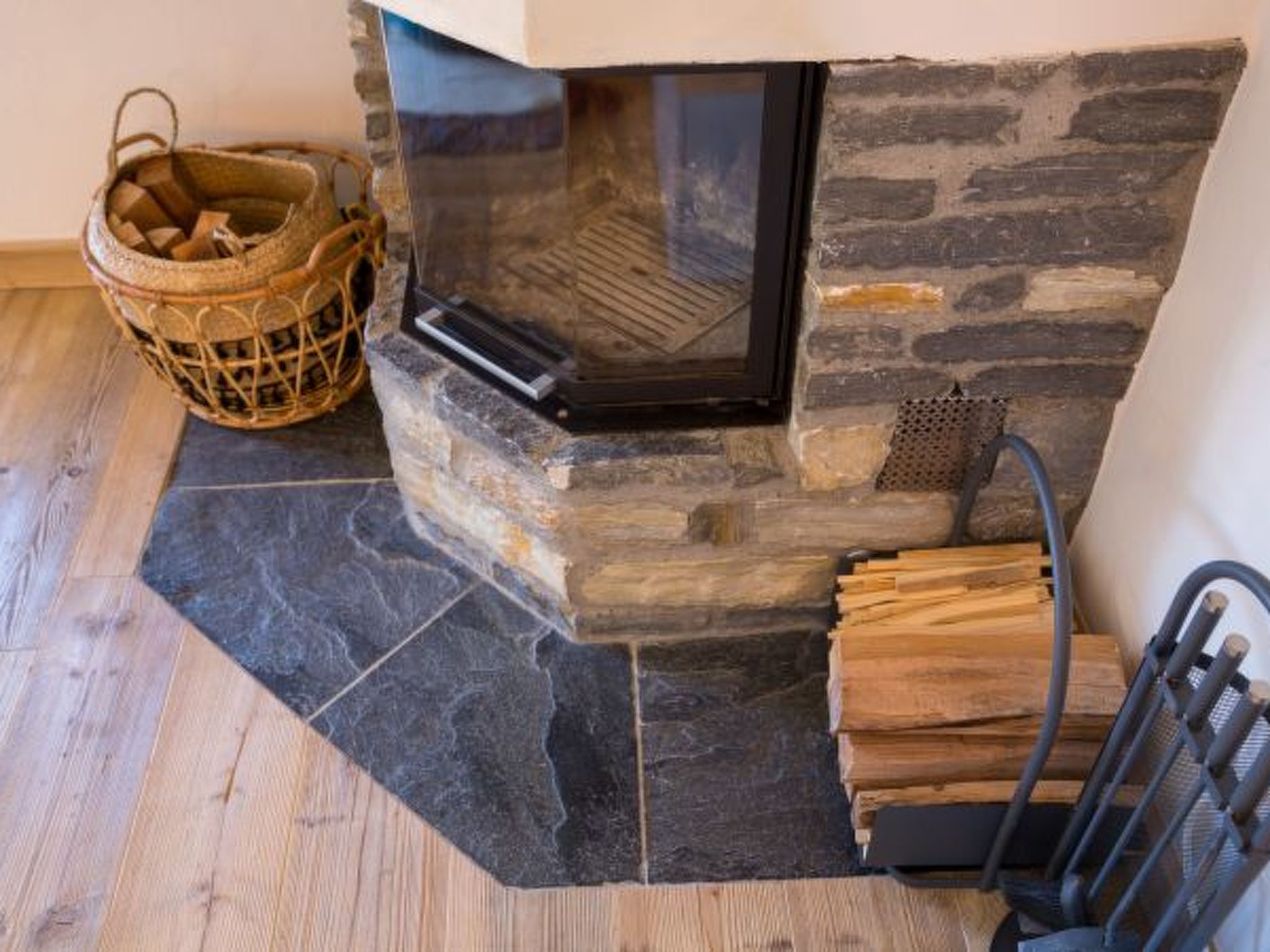 Photo of Nendaz 2 bedroom apartment - close ski lift (R31)