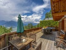 Chalet La Vue: 200m² wellness aan de skipiste met panoramisch uitzicht - thumbnail 2