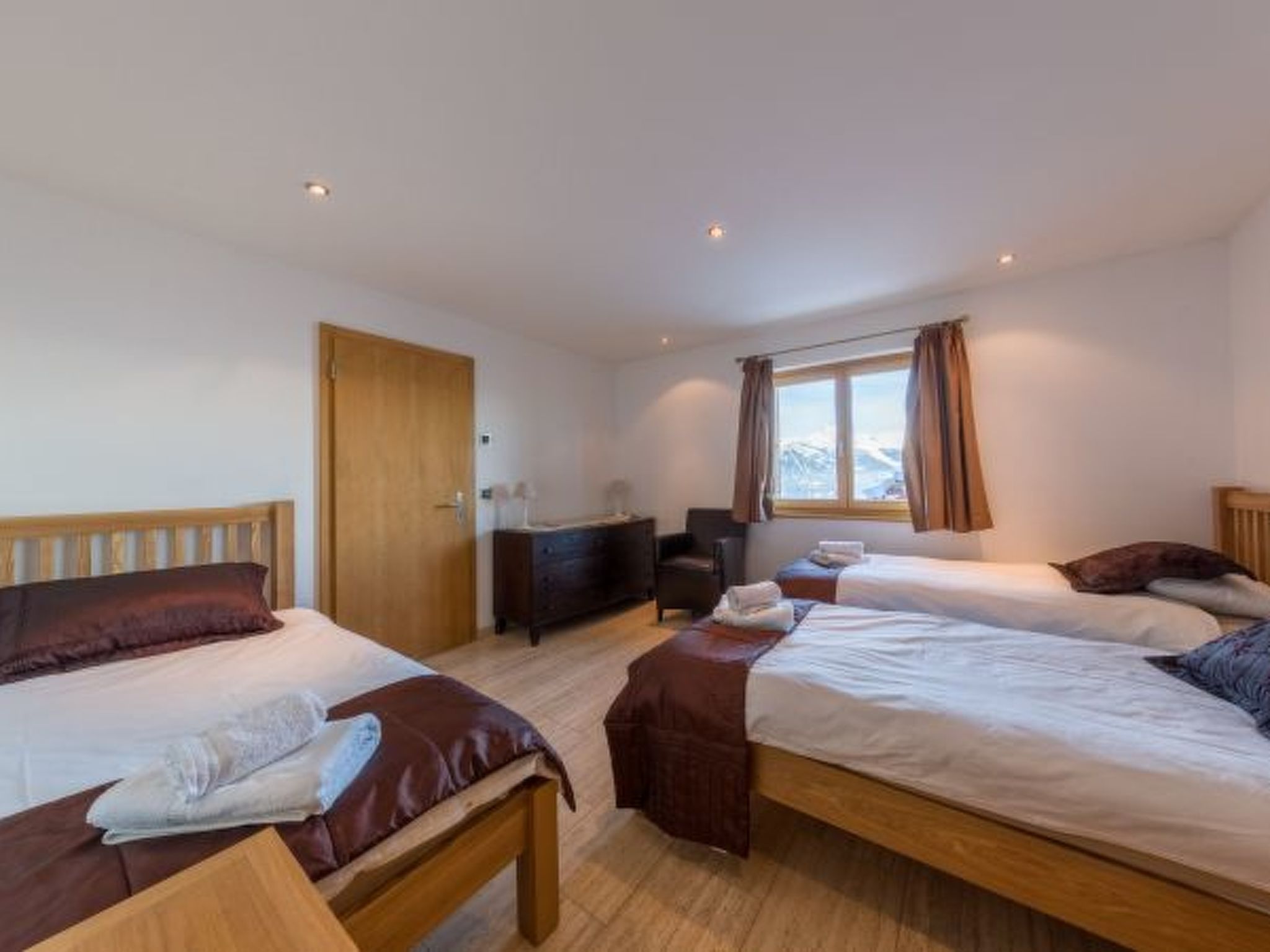 Photo of Chalet Enchanteur sauna, Whirlpool, 13pax