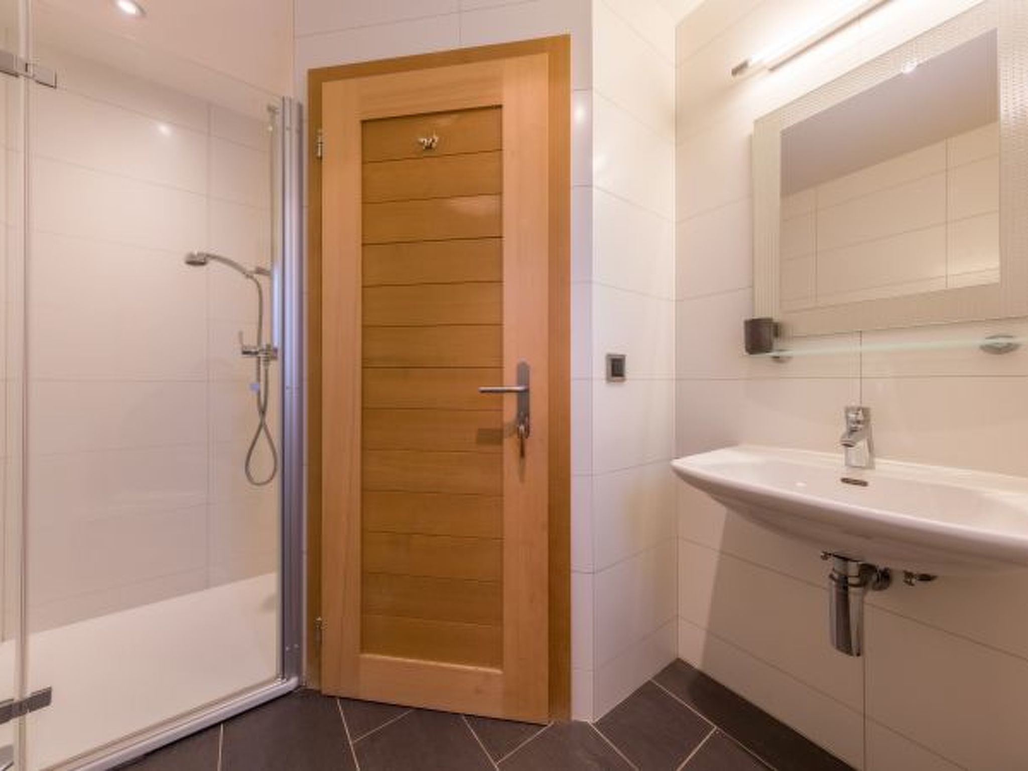 Photo of Chalet Enchanteur sauna, Whirlpool, 13pax