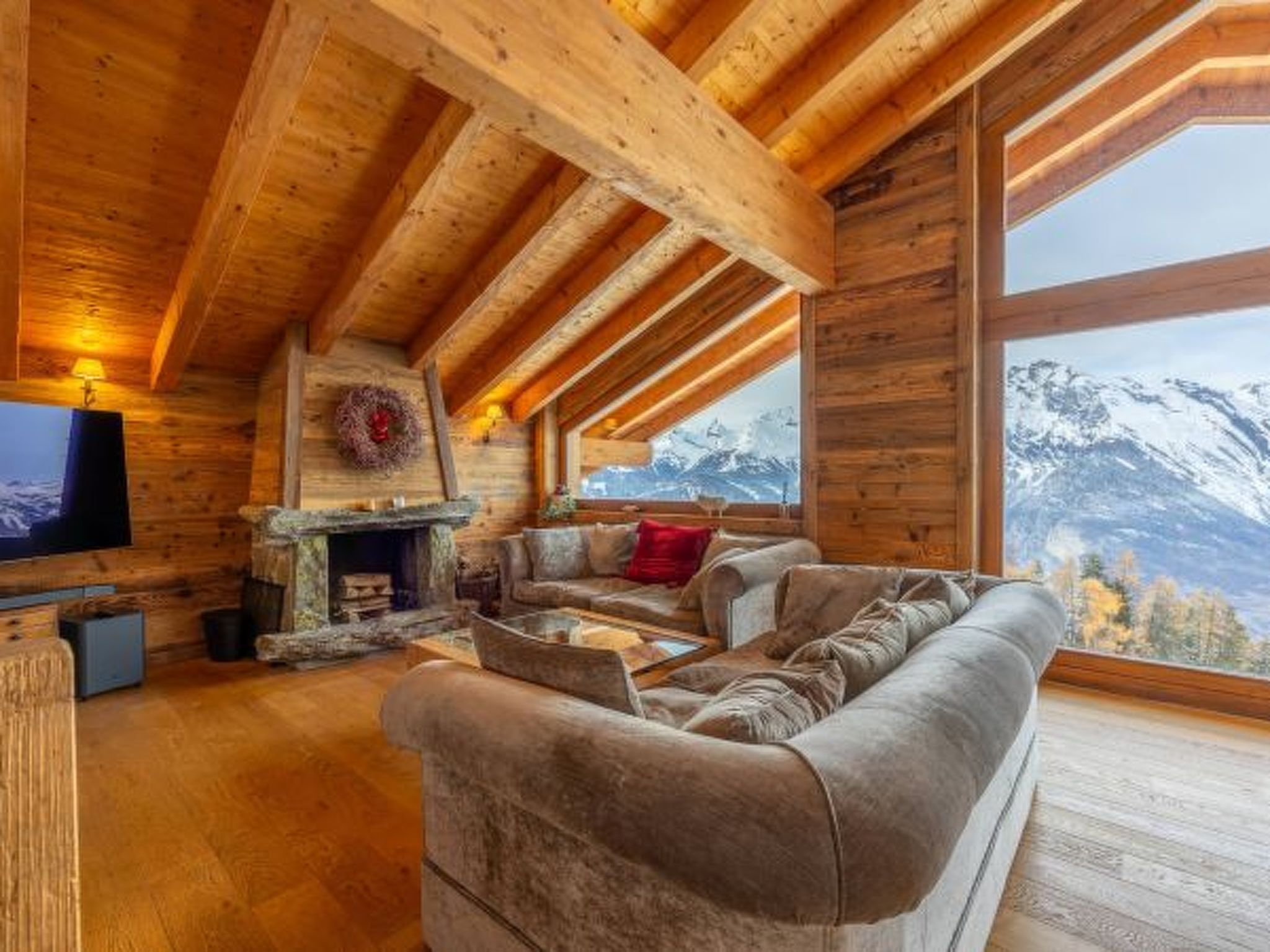 Above the Clouds - spacious chalet with great view Accommodation in Nendaz