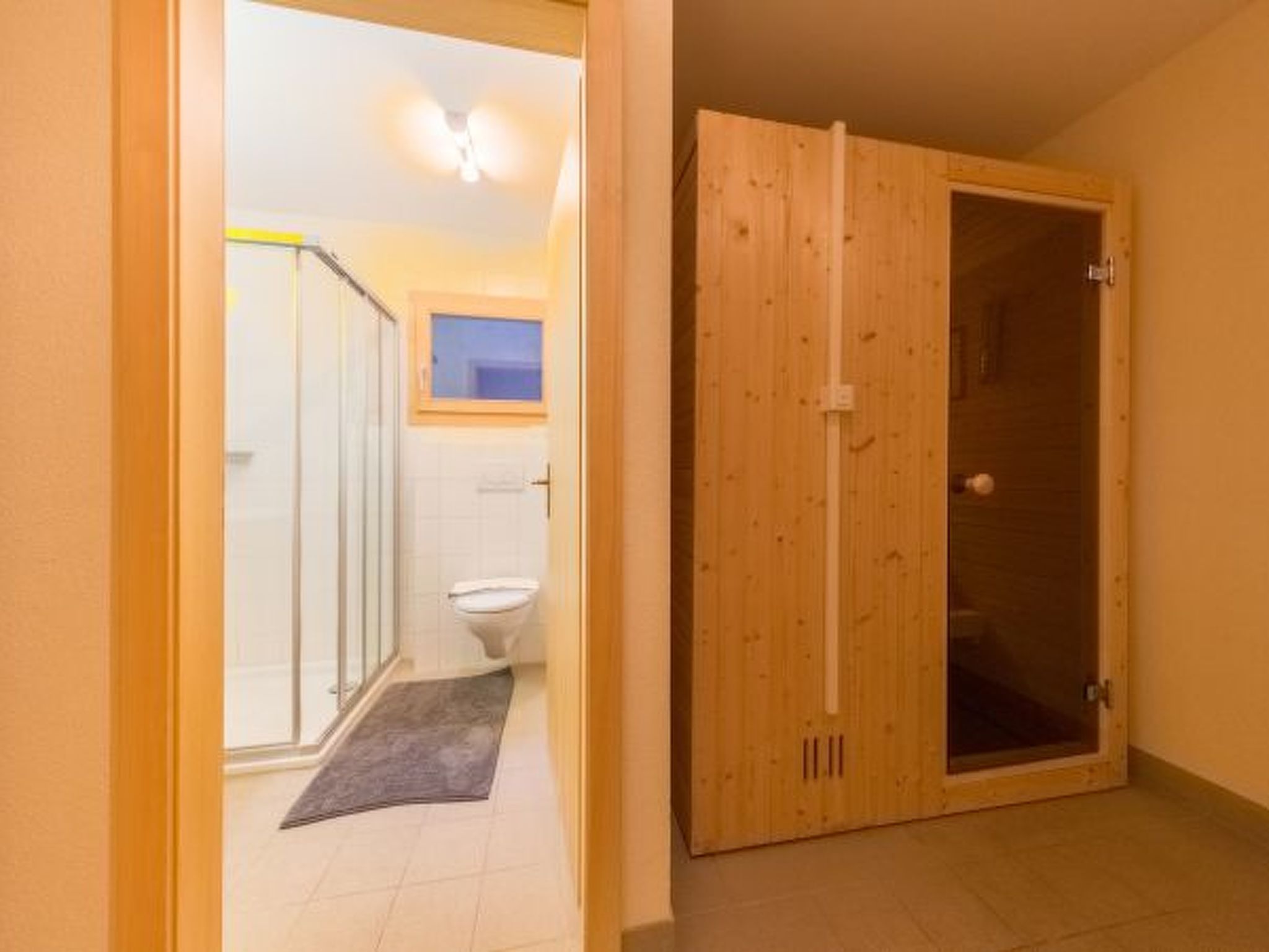 Photo of Chalet Nid Blanc wood burning hottub