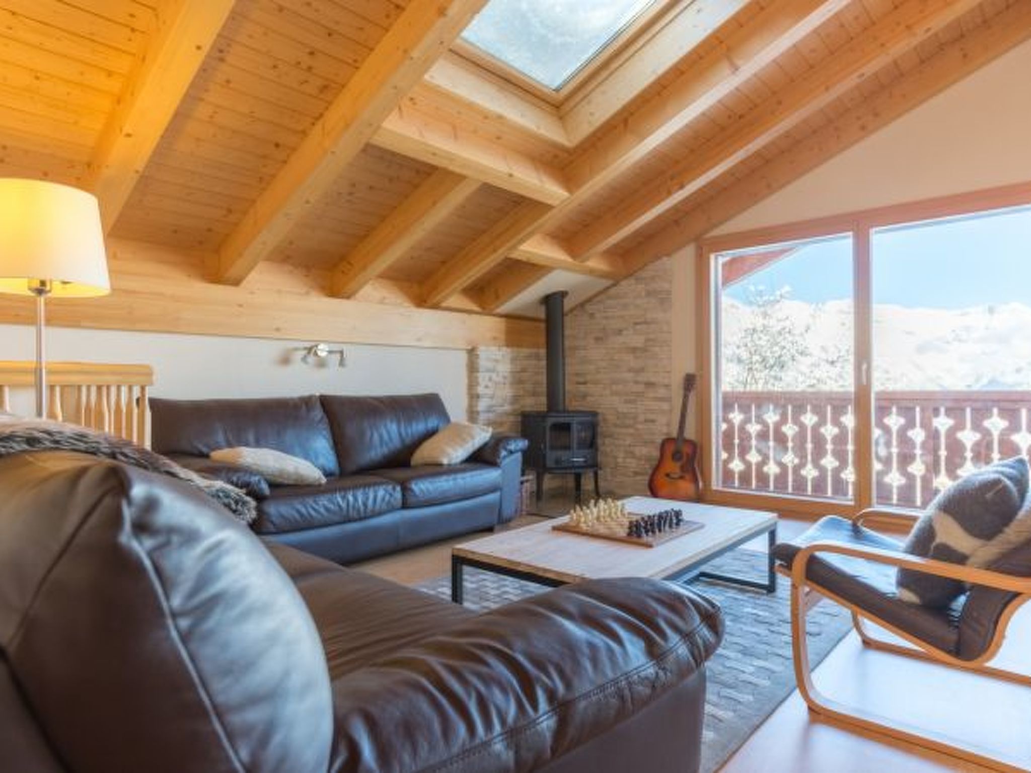 Photo of Chalet Nid Blanc wood burning hottub