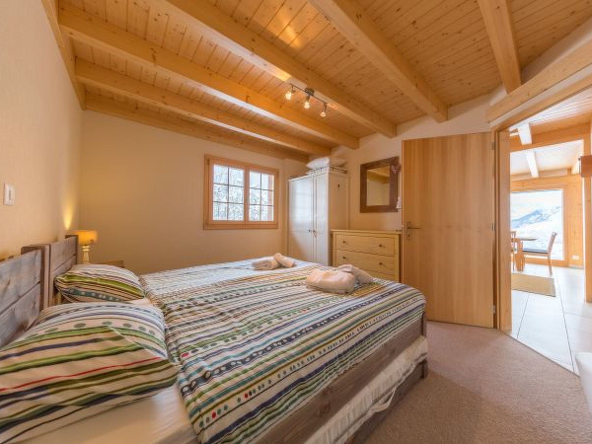 Photo of Chalet Nid Blanc wood burning hottub