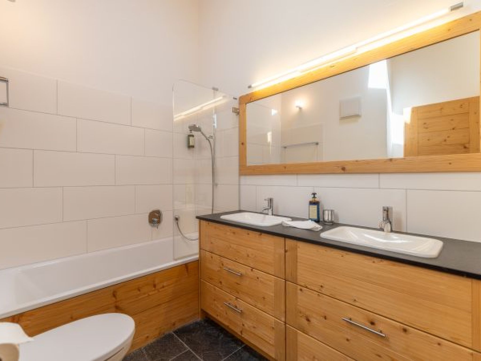 Photo of Montagnard 12 - Spa Access