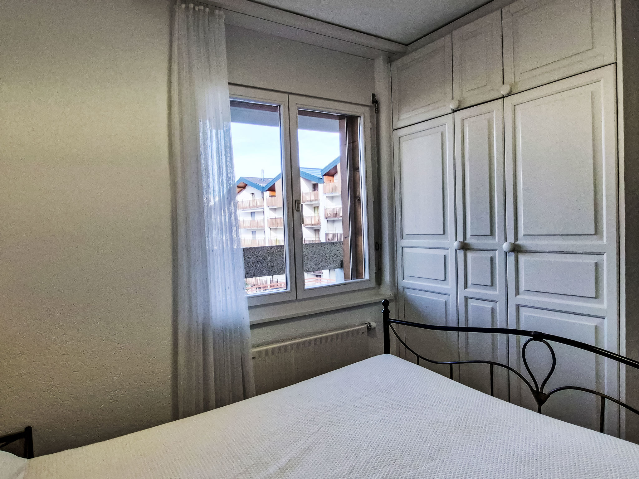 Photo of Ambassador 2/1