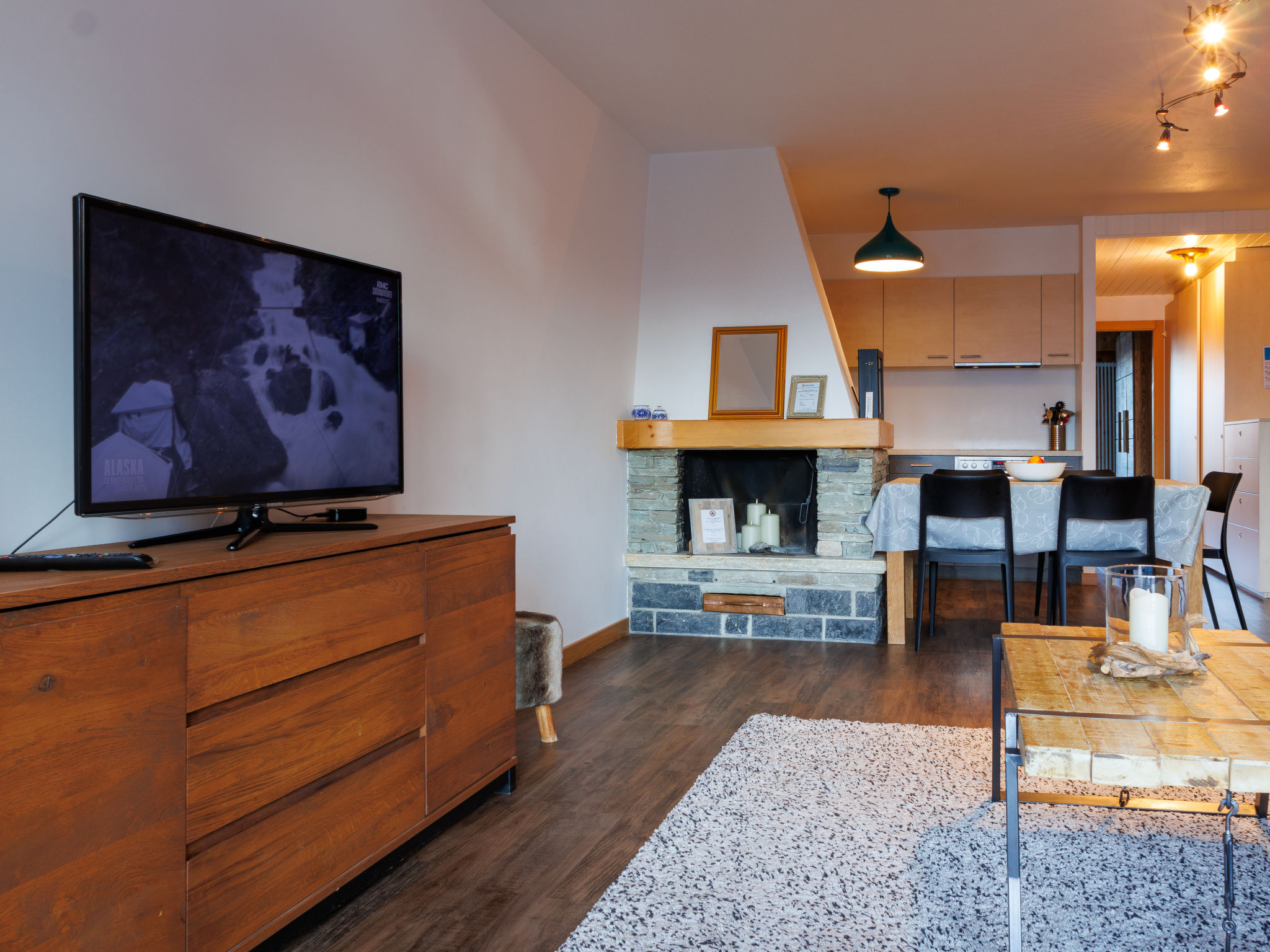 Photo of Chaedoz 24-1