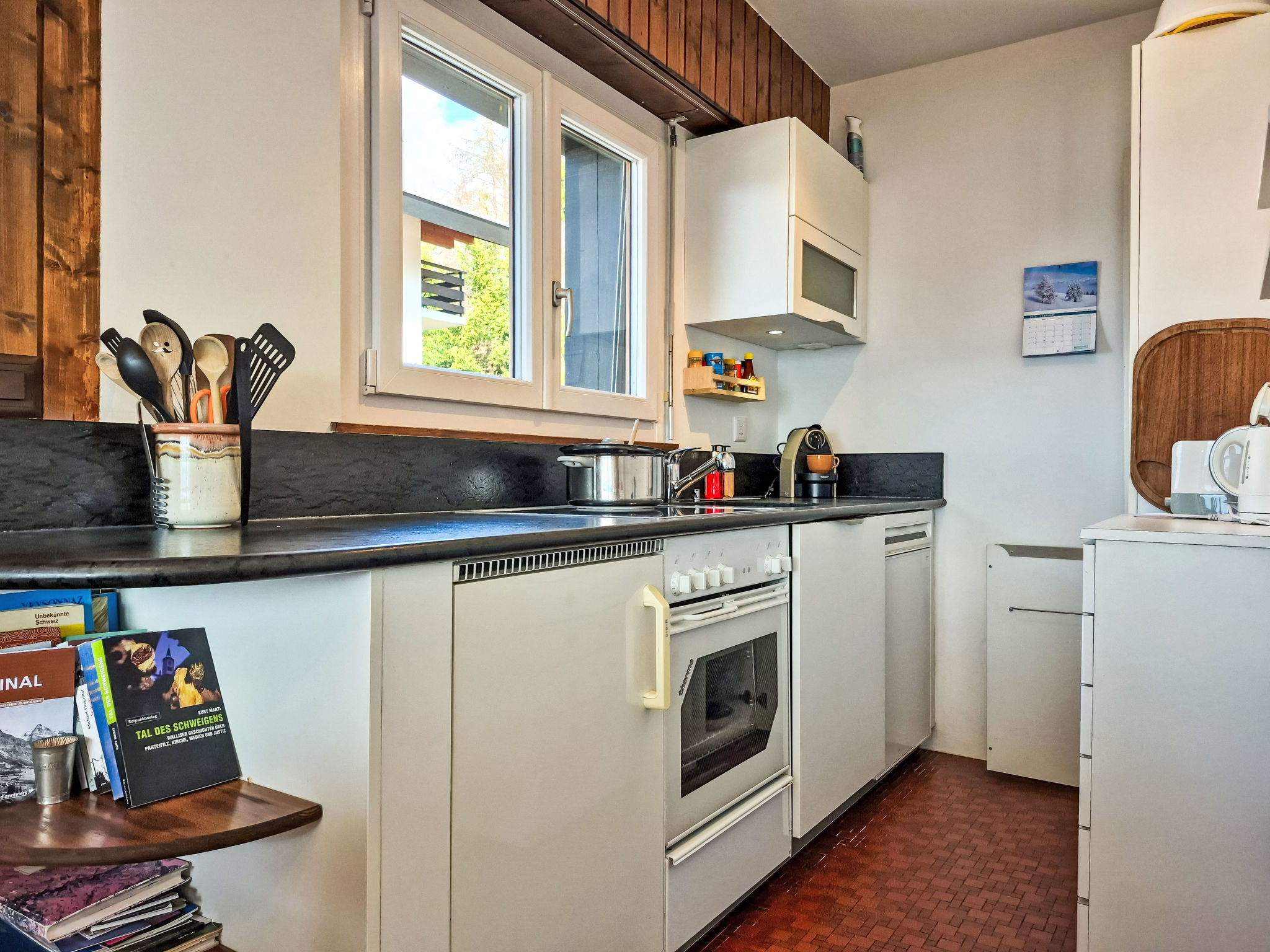 App. 20A Ramuge - Inside