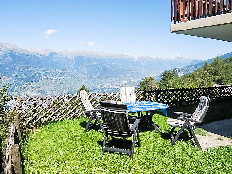Wellness appartement aan de piste in Veysonnaz in Veysonnaz
