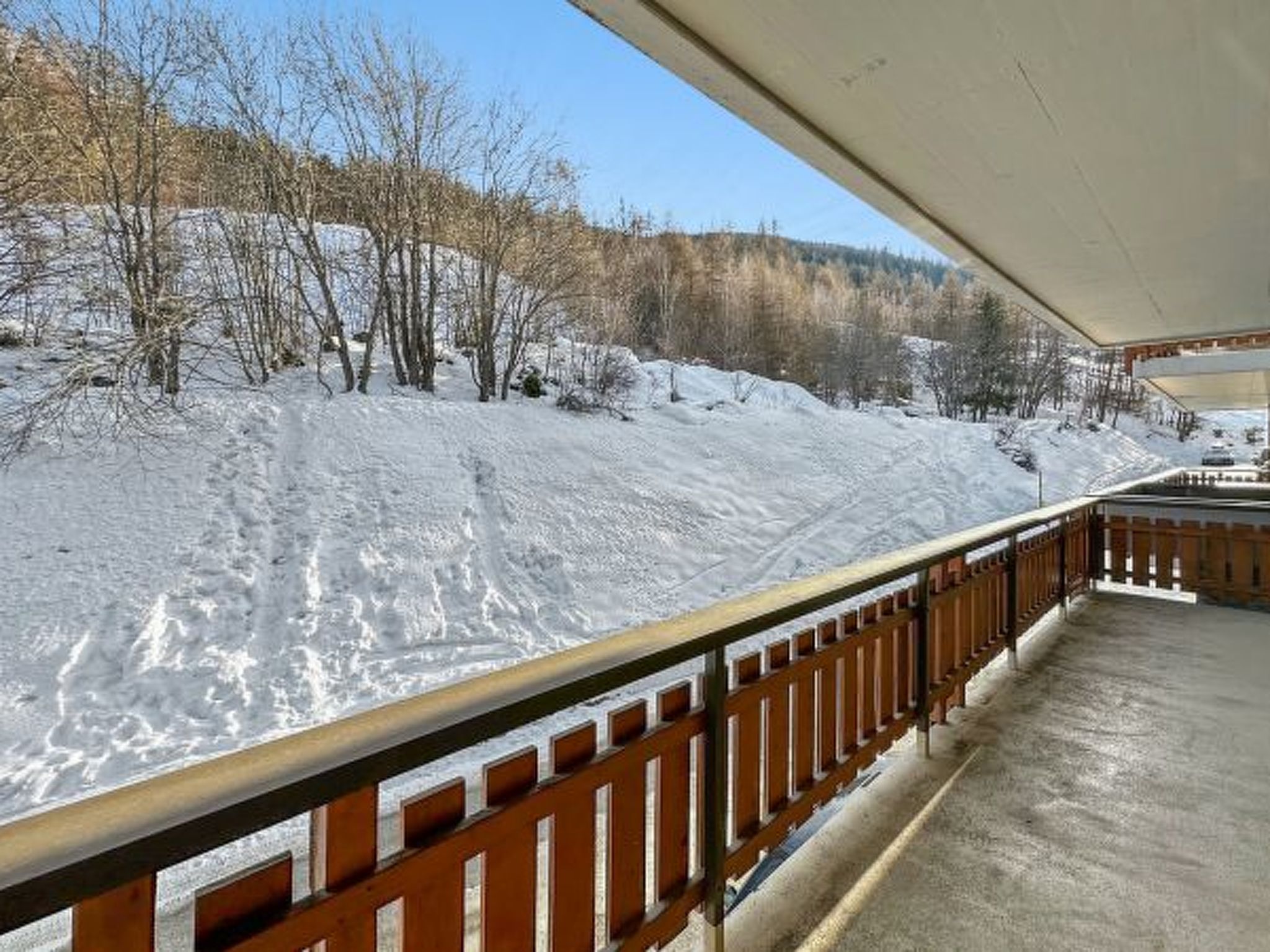 Les Mayens de l'Ours - 4 Vallées - Dehors