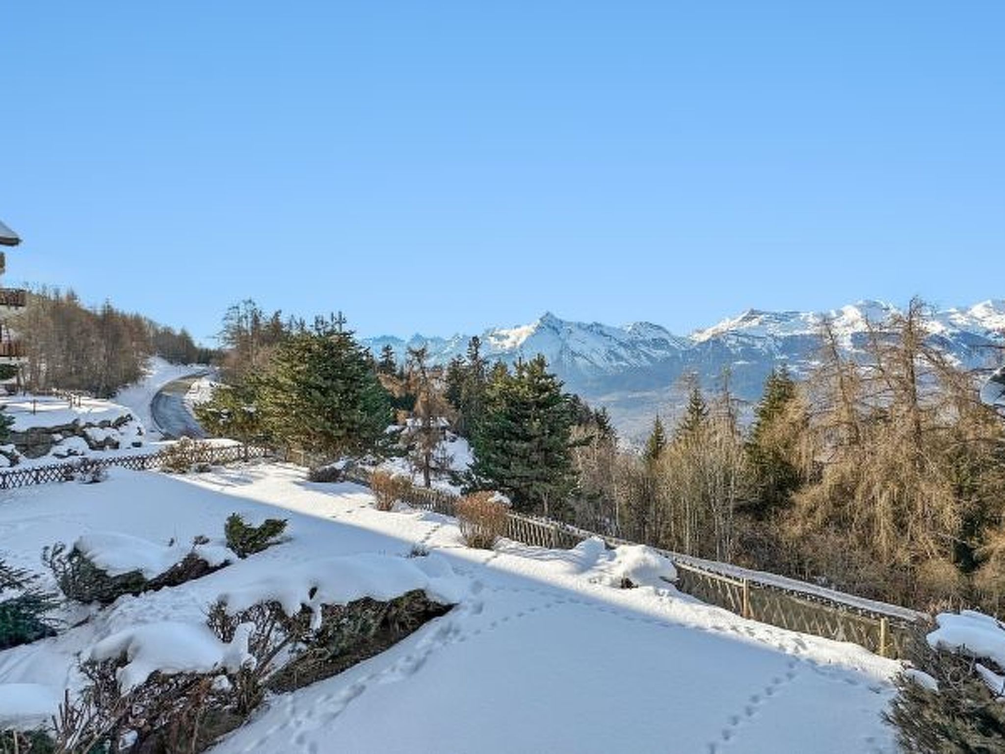 Les Mayens de l'Ours - 4 Vallées - Dehors