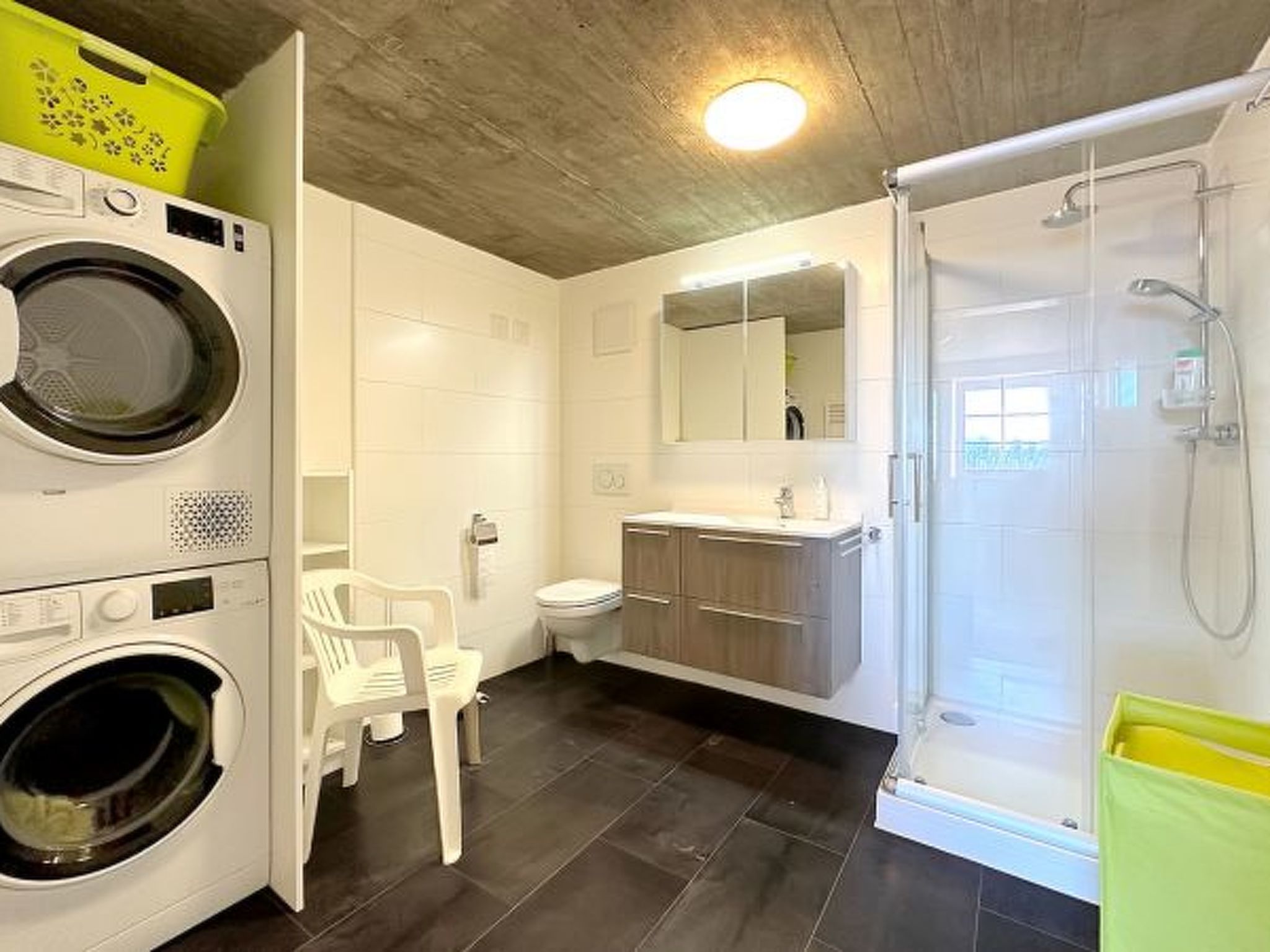 Photo of Tiny House facing the Alps - Ski in and out