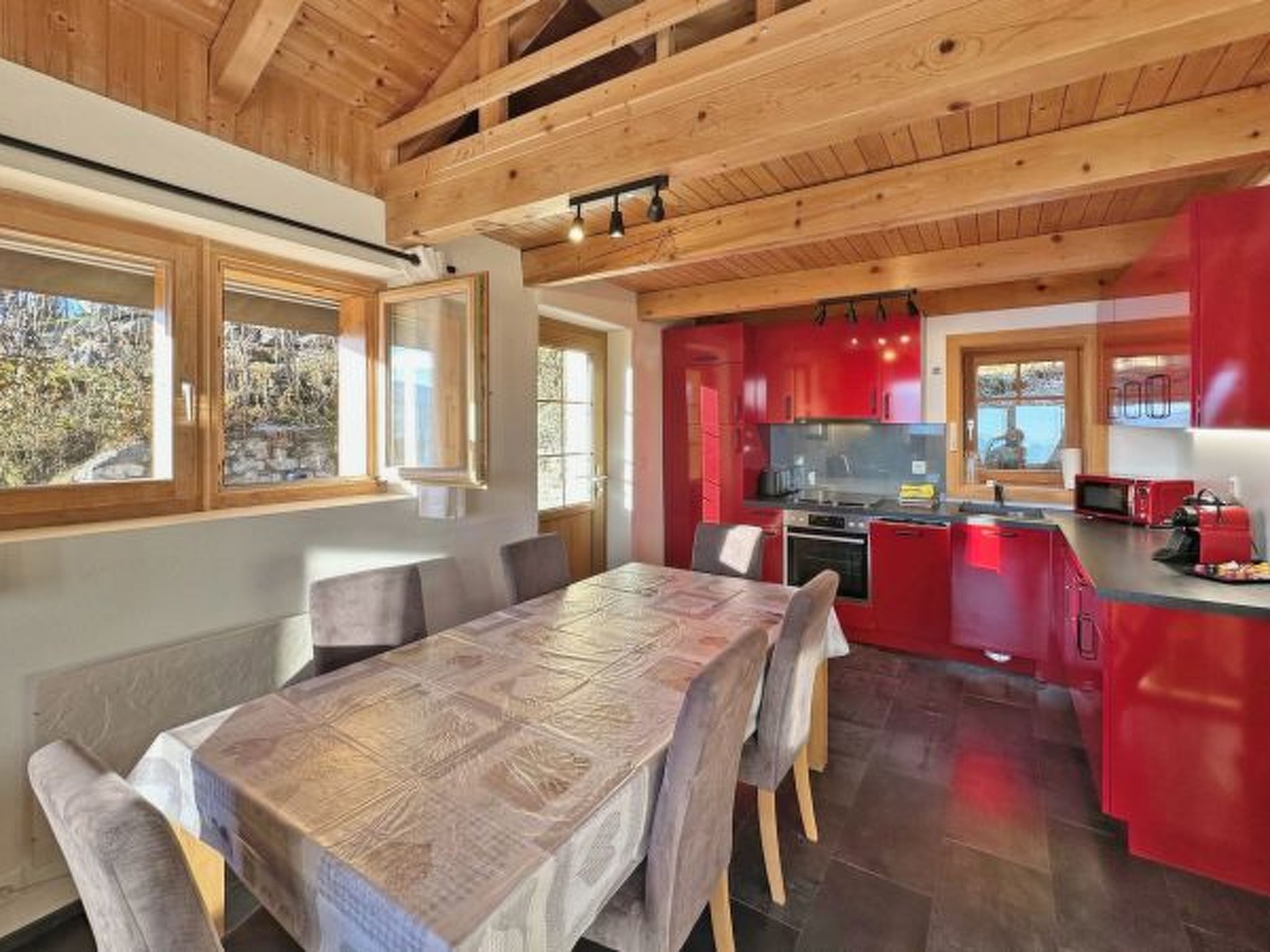 Photo of Tiny House facing the Alps - Ski in and out