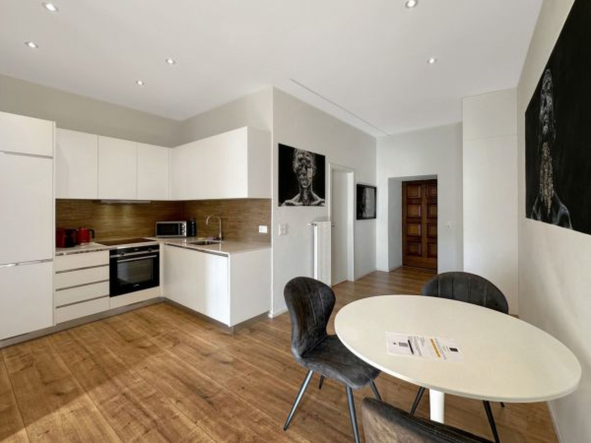 The Place to Be in Sion - Vieille ville de Sion