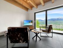 Ruim chalet voor 8 in Wallis met terras en bergzicht - thumbnail 4