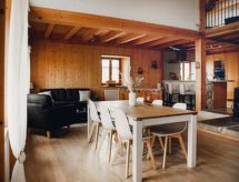 Gerenoveerd boerderijappartement met sauna in La Chaux-du-Milieu - thumbnail 2