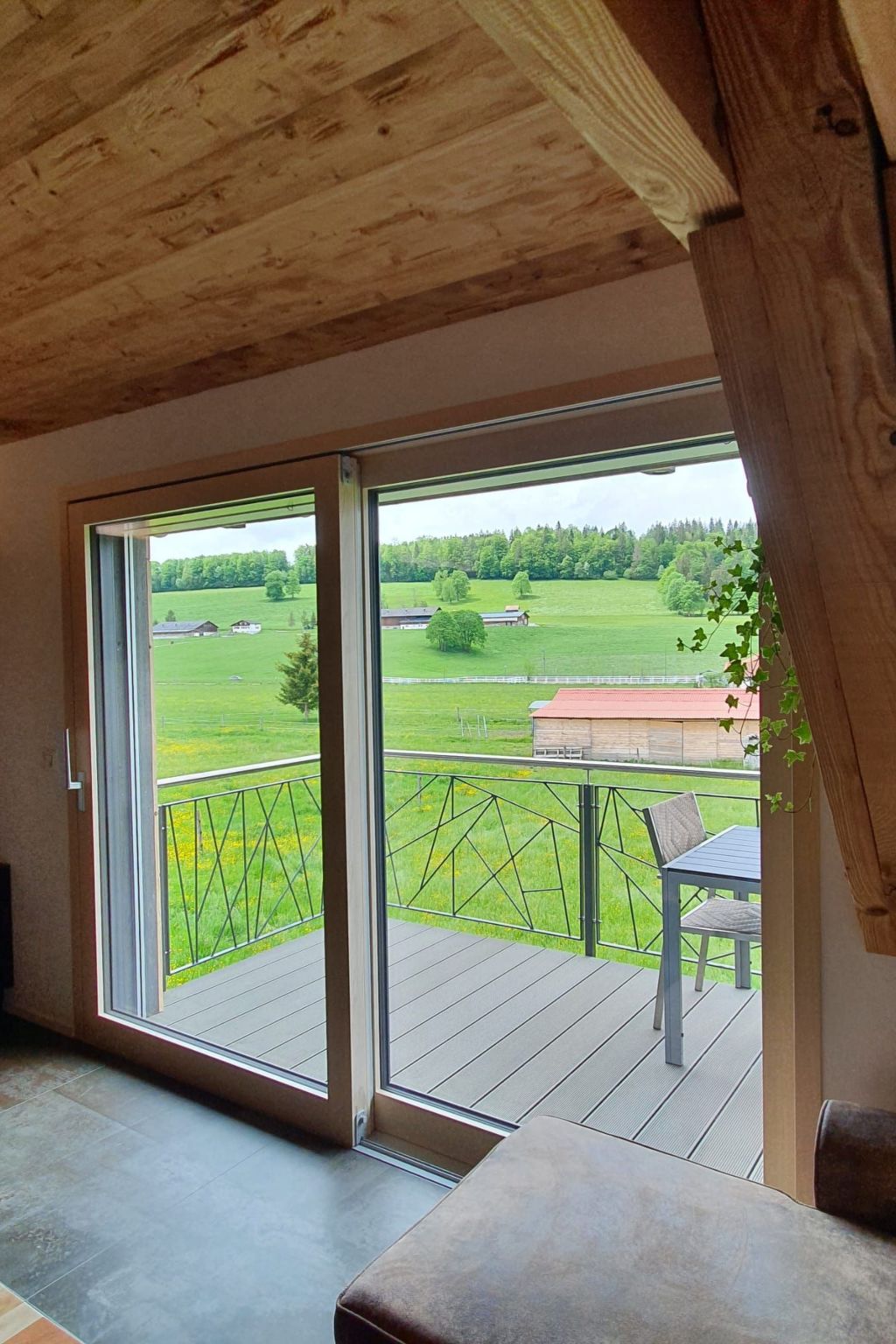 Appartement - Le Franc-Montagnard, (Les Emibois), – Extérieur de la maison, photo 14 sur 20