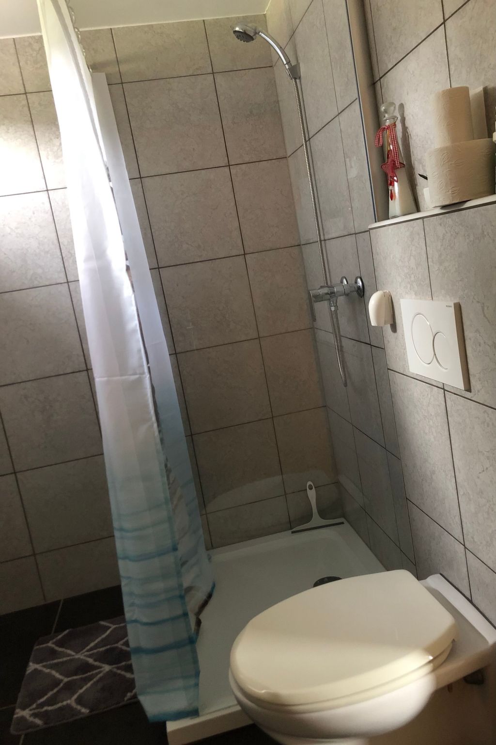 Appartement - Chez Nous, (Les Breuleux), – Salle de bains, photo 12 sur 22