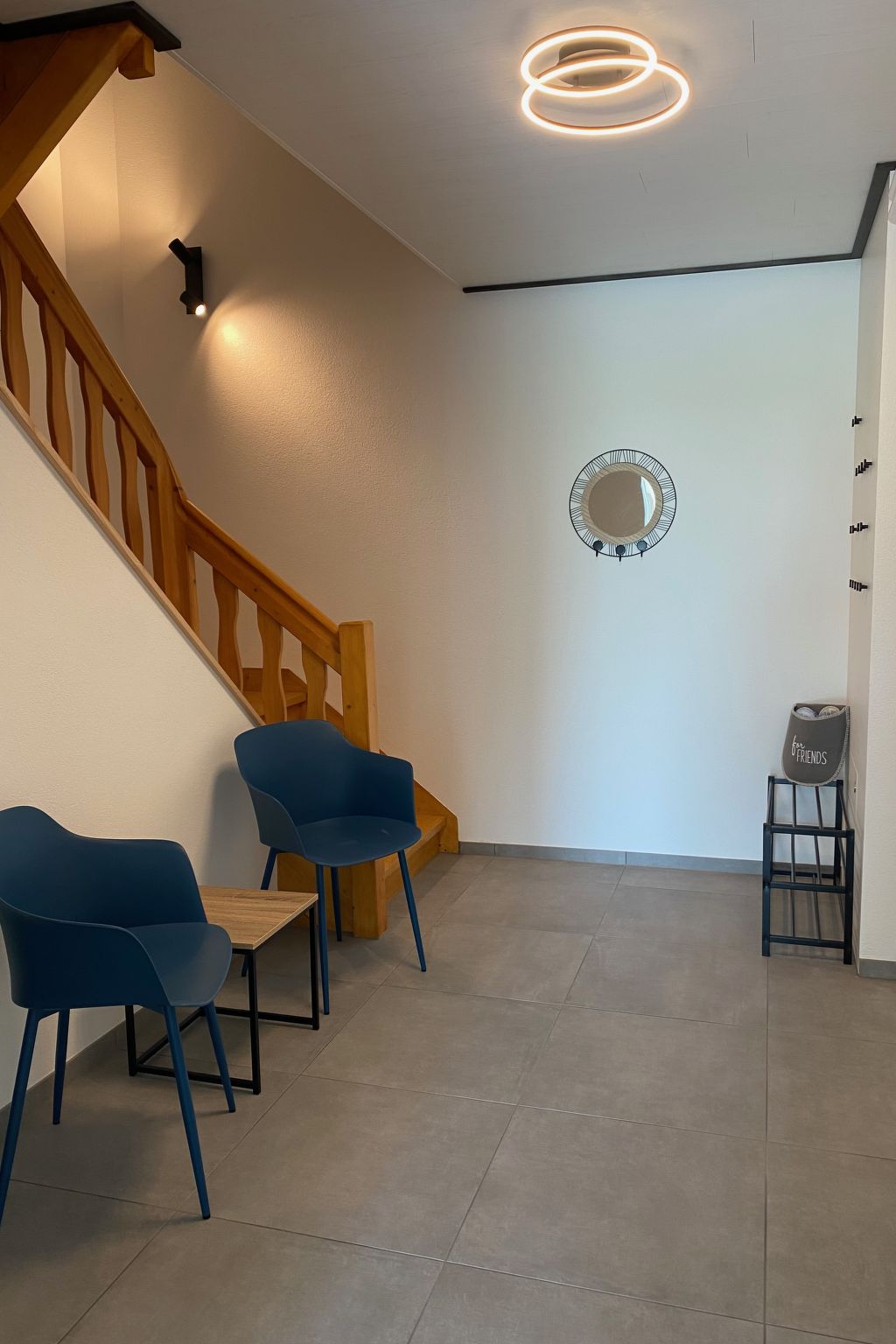 Appartements - Chez la Colette et Café de la Poste, (Les Enfers), - Outside