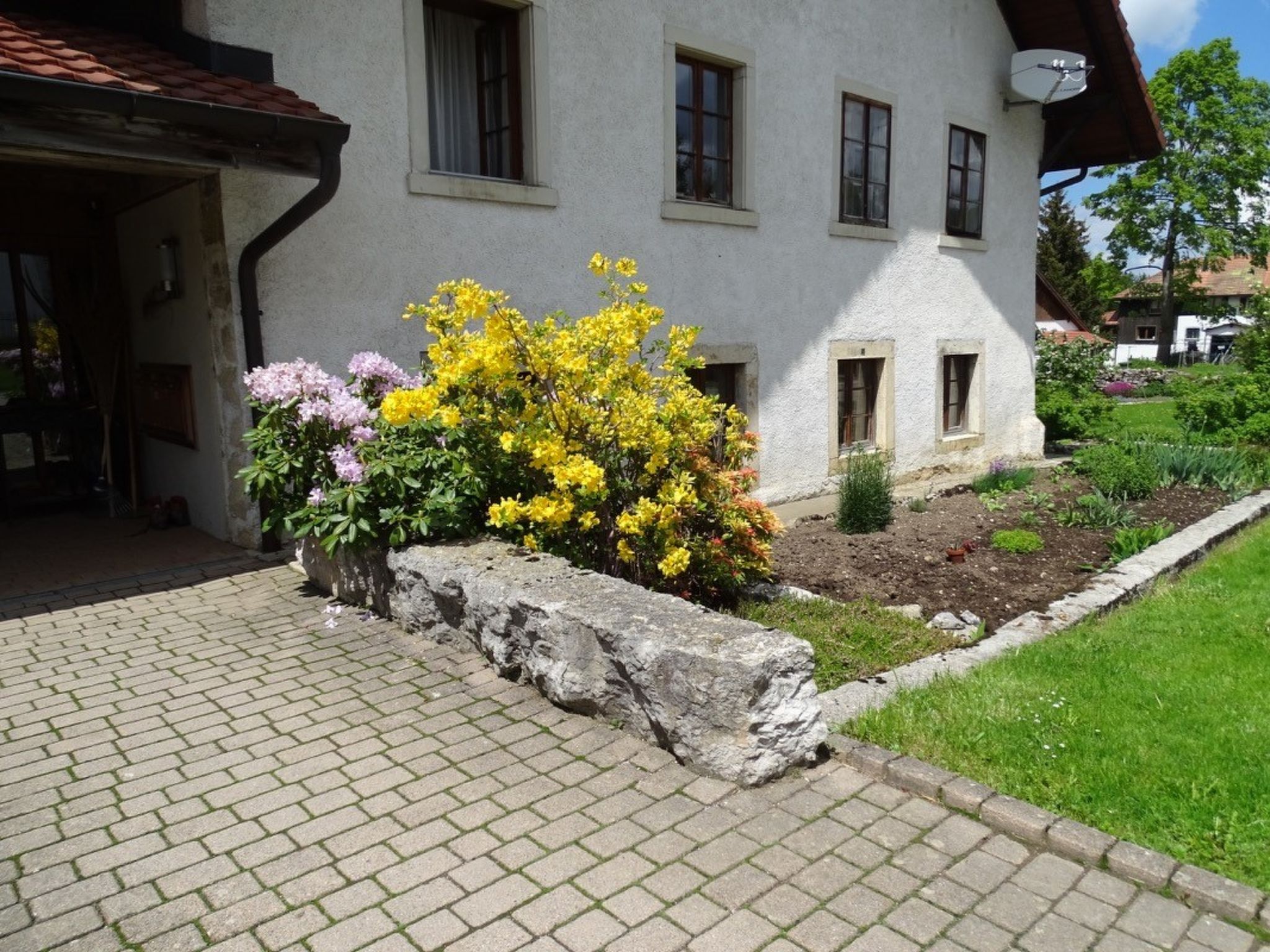 Appartement - La Racrue, (Lajoux JU), - Dehors