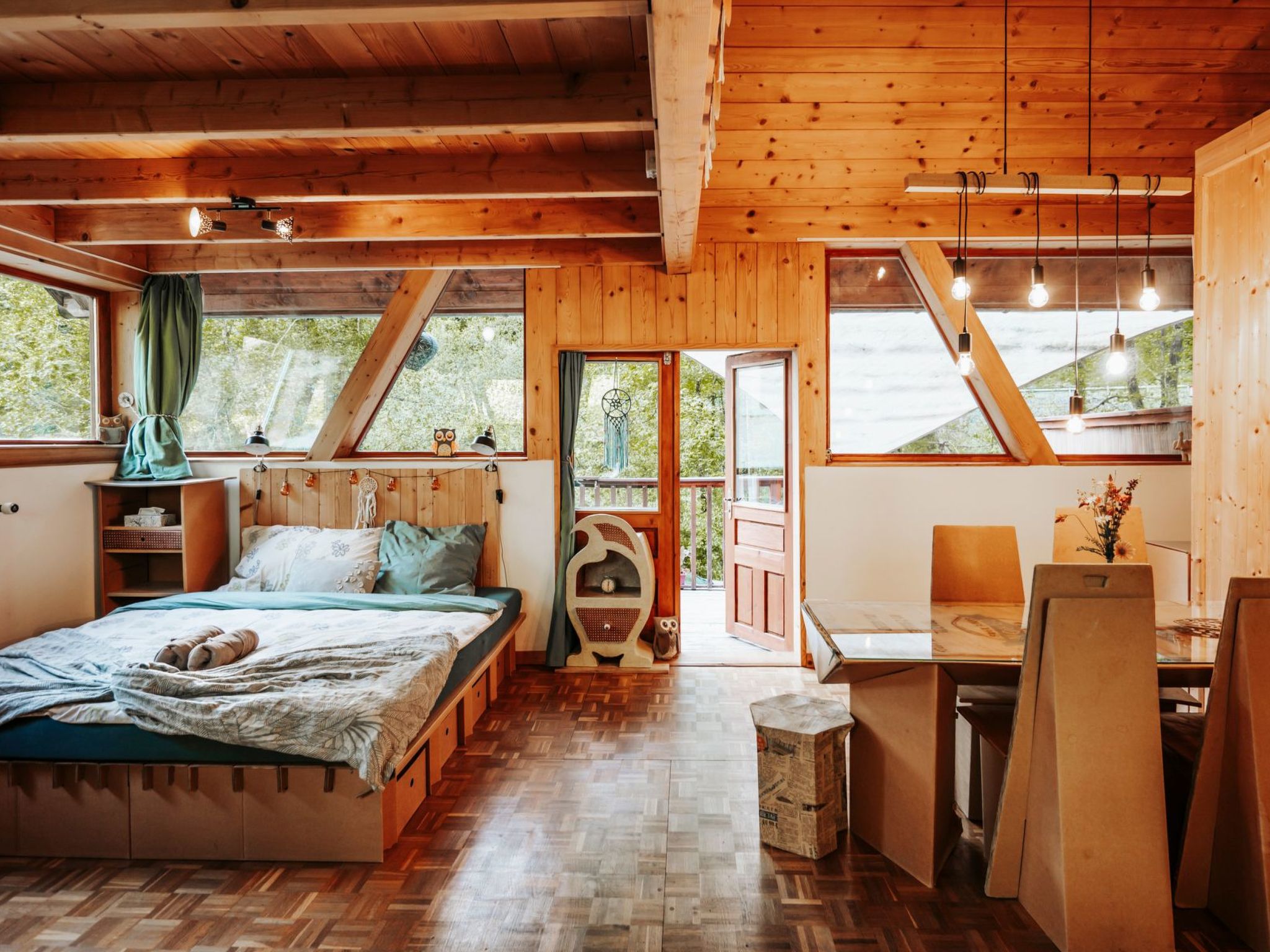 Eco-chalet Bel Oiseau, (St-Ursanne),