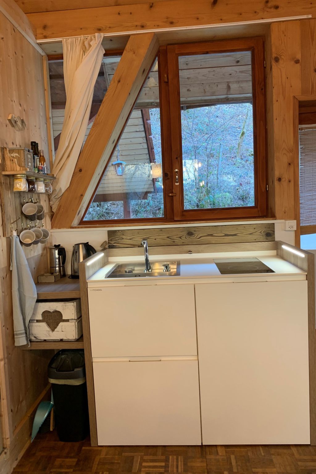 Eco-chalet Bel Oiseau, (St-Ursanne), - Buiten