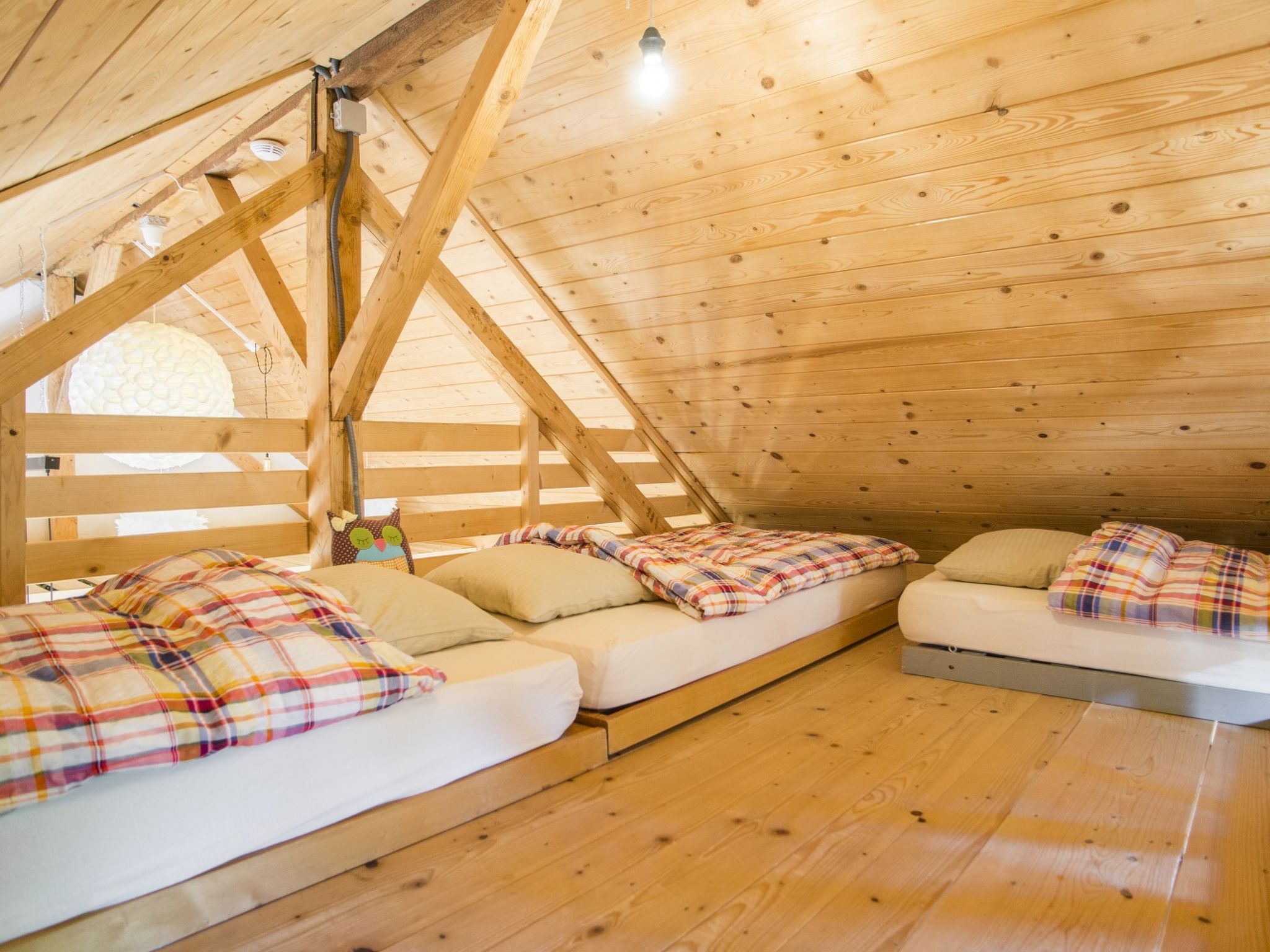 Eco-chalet Bel Oiseau, (St-Ursanne), - Outside