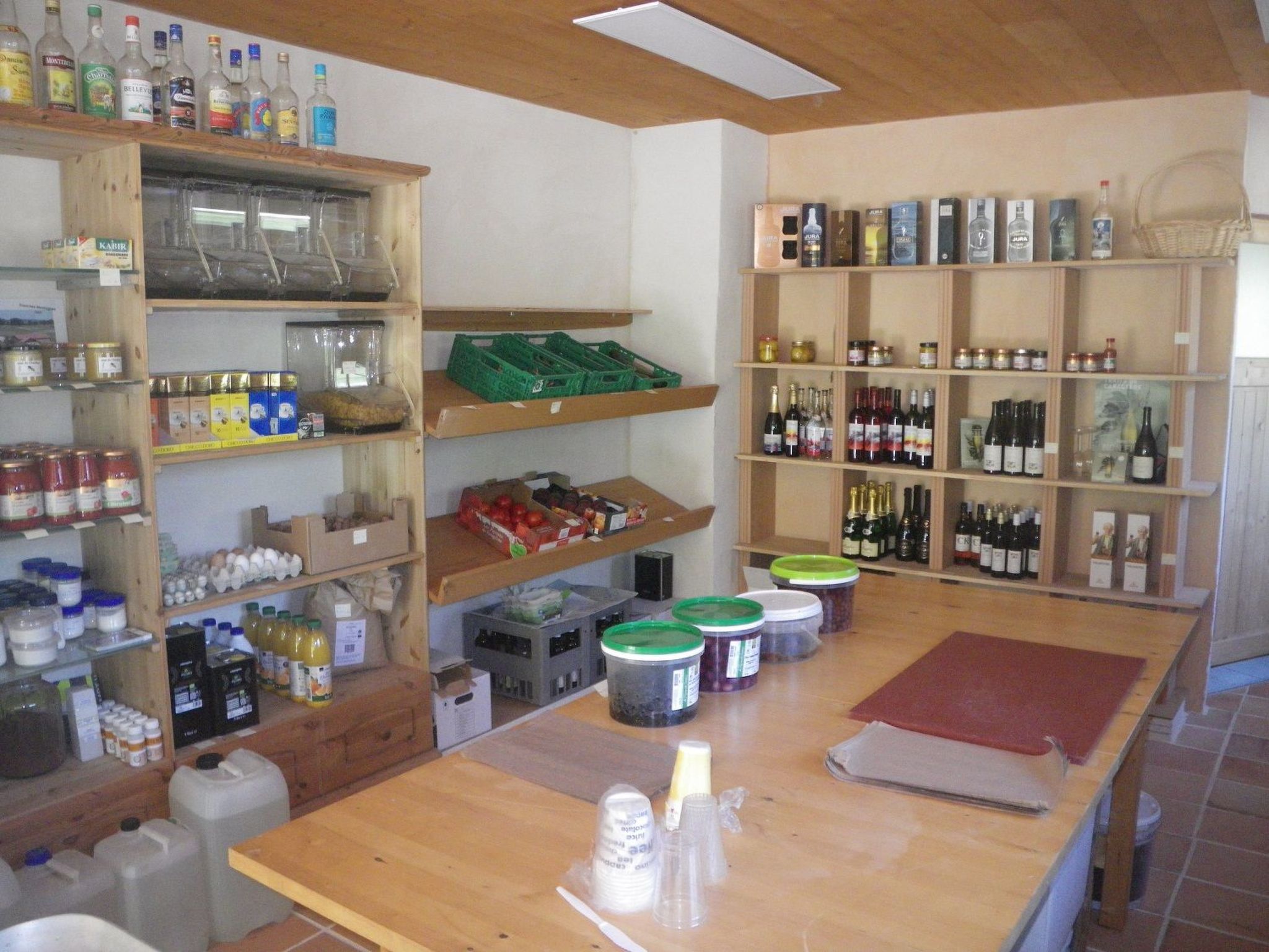 Appartements - Centre NatUrsanne, (St-Ursanne), - Buiten