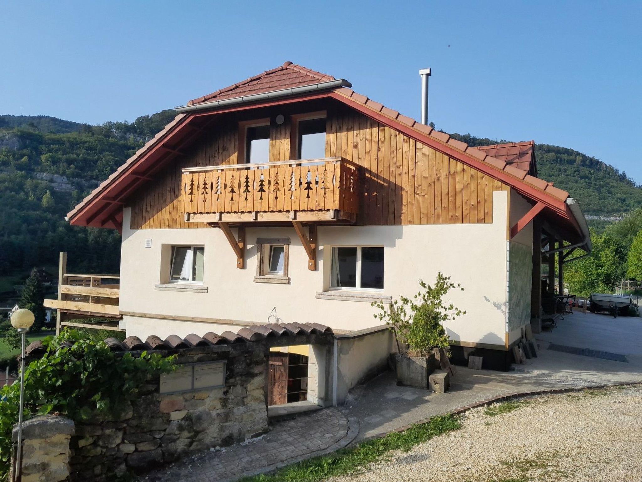 Appartements - Centre NatUrsanne, (St-Ursanne), - Buiten