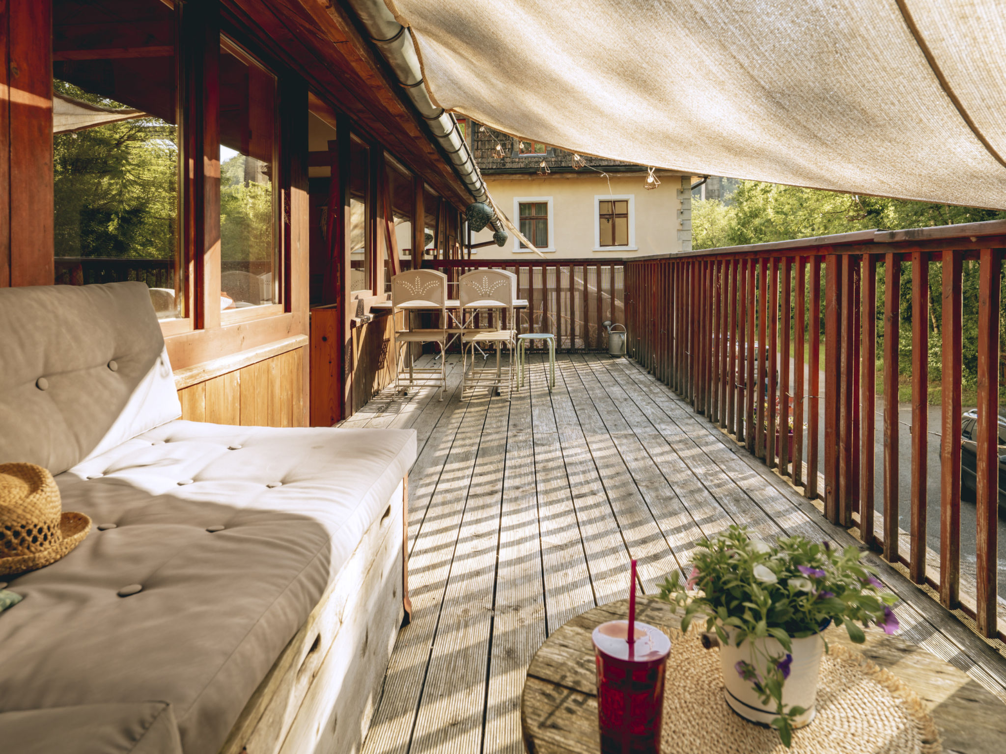 Eco-chalet Bel Oiseau, (St-Ursanne), - Outside