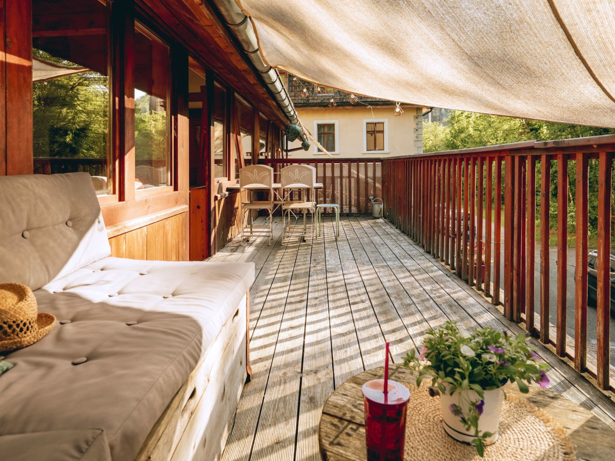 Eco-chalet Bel Oiseau, (St-Ursanne), - Buiten
