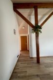 Authentiek dakkamer appartement in Porrentruy met bergzicht - thumbnail 5