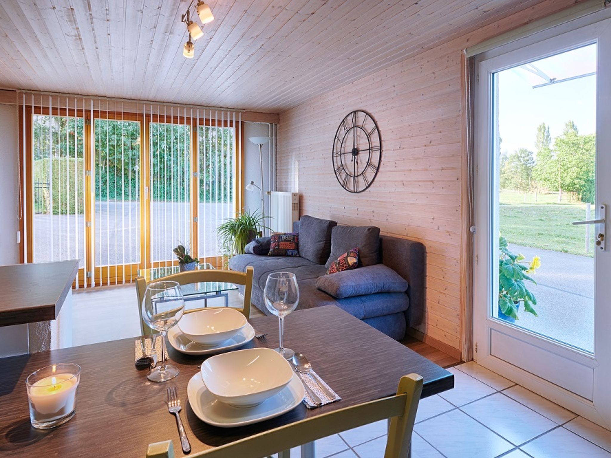 Studio - Chez Marie-Claude, (Vendlincourt), — view 1 of 17