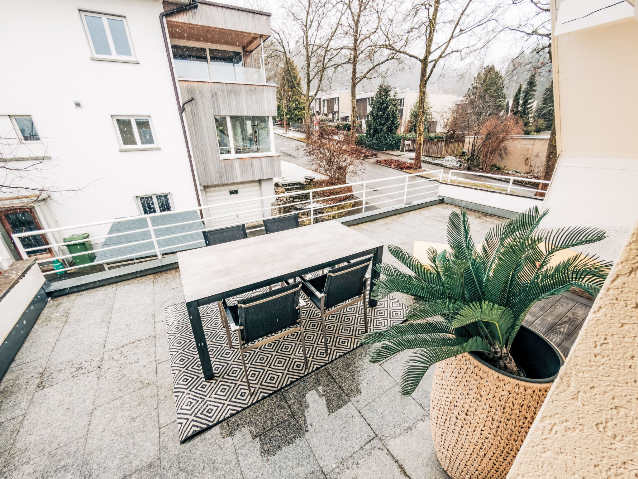 Exklusives Stadthaus in Bern — Terrace (2 of 63)