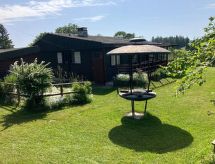 Vrijstaand chalet in Les Prés-d'Orvin met tuin, open haard en Jura-uitzicht - thumbnail 6