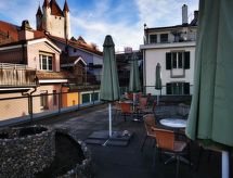 Romantisch stadsappartement met dakterras aan het meer van Thun - thumbnail 6