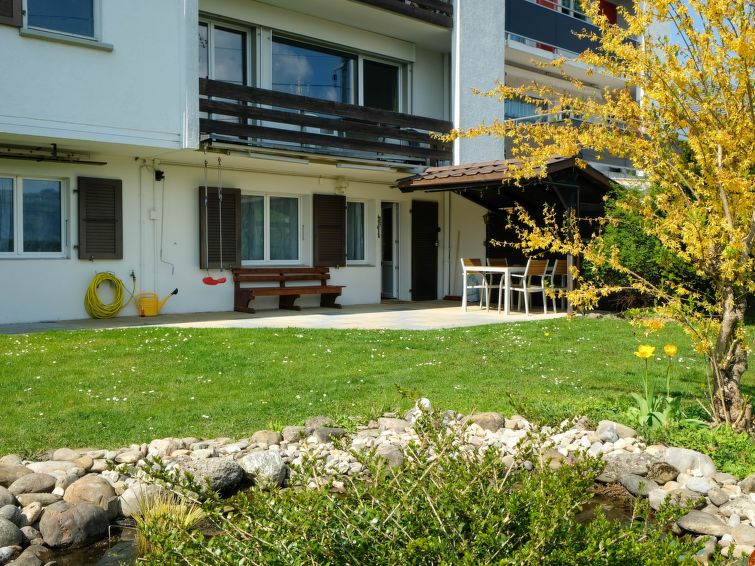 Search and Stay destination Spiez, BE - Switzerland from AU$ 373. Luna