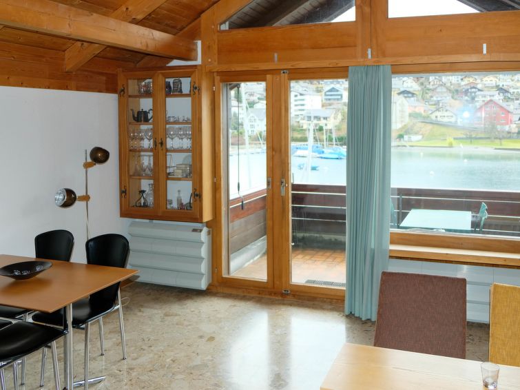 Seewohnung 1 Accommodation in Spiez