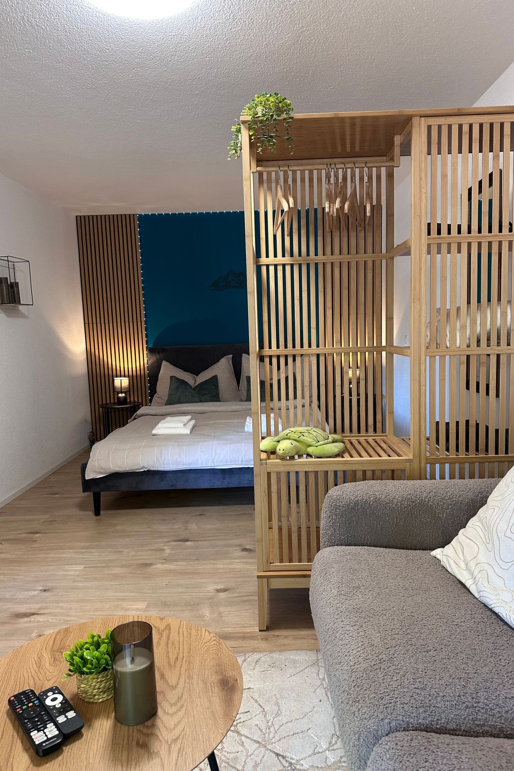 Photo of Thuner See, nahe Interlaken, für Familien, Wifi