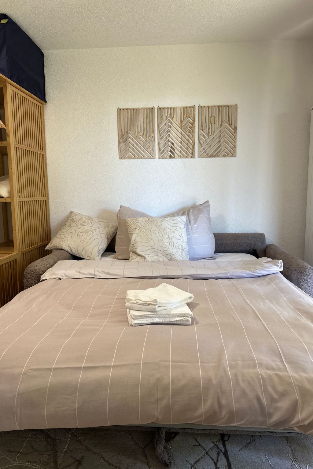 Photo of Thuner See, nahe Interlaken, für Familien, Wifi