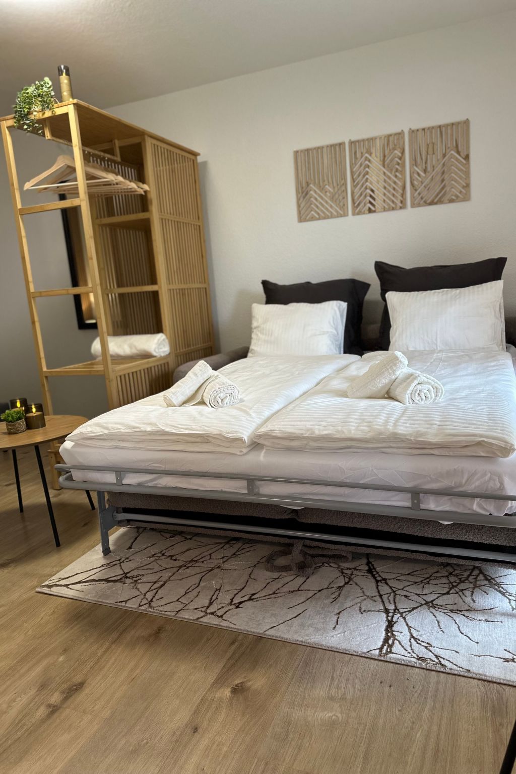 Photo of Thuner See, nahe Interlaken, für Familien, Wifi