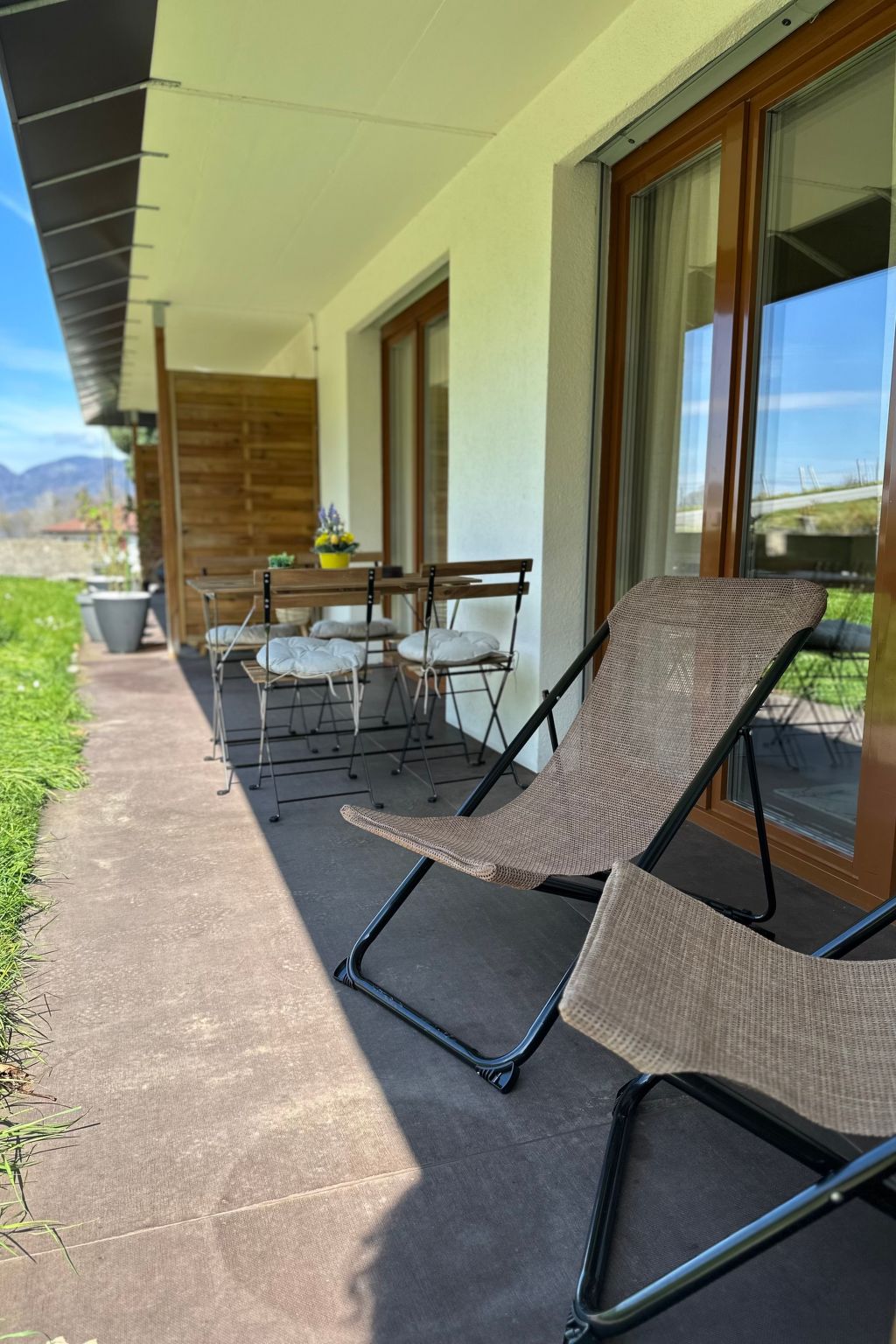 Photo of Thuner See, nahe Interlaken, für Familien, Wifi