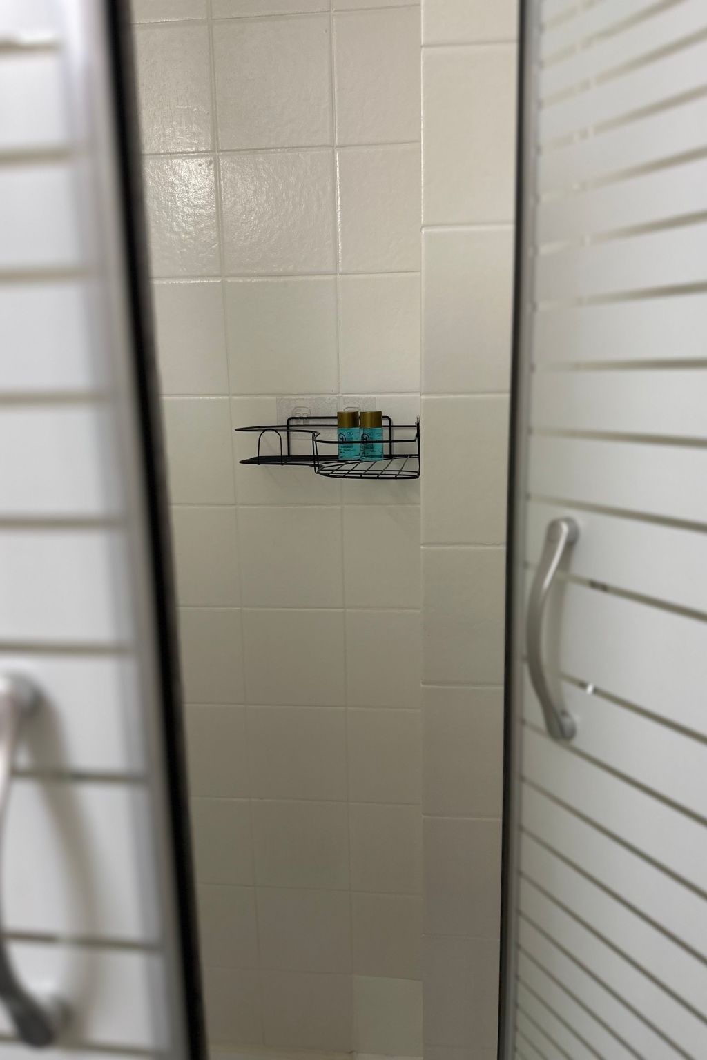 Photo of Thuner See, nahe Interlaken, für Familien, Wifi