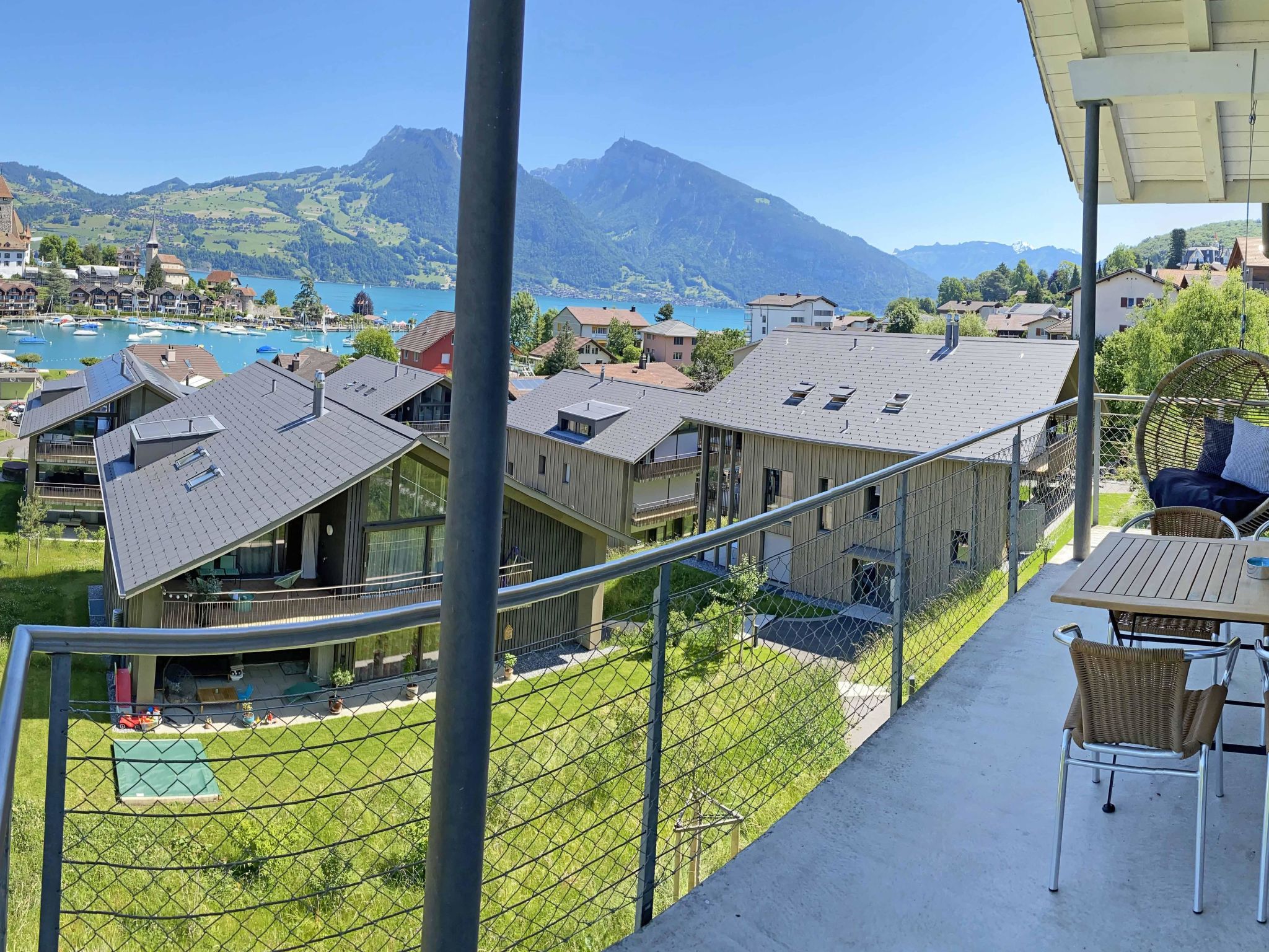 Photo of 4-Bett Wohnung mit Dusche, Bad u. Balkon