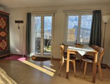 Knus chalet voor 3 met tuin en bergzicht nabij het meer van Thun - thumbnail 3