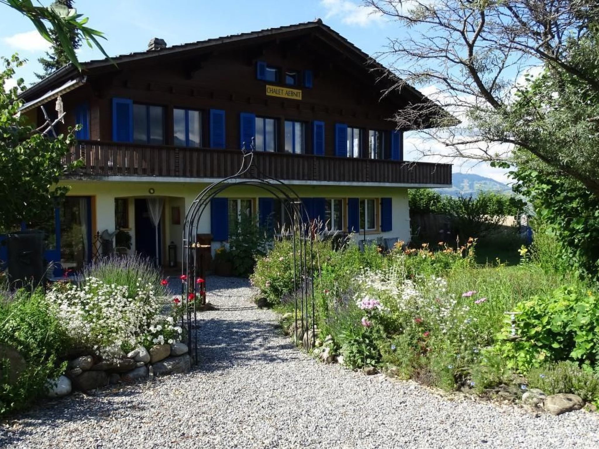 Ferienhaus mit umzäuntem Garten in Aeschi bei Spiez (Schweiz) und 1 Hund erlaubt